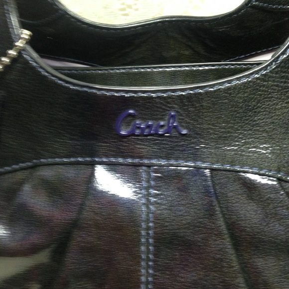 Coach -Black Patent Leather Shoulder Bag - Picture 3 of 14